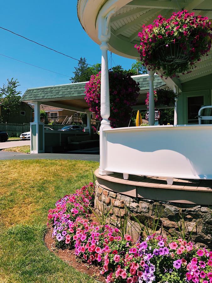 Shore Meadows Lodge Llc レイク・ジョージ エクステリア 写真